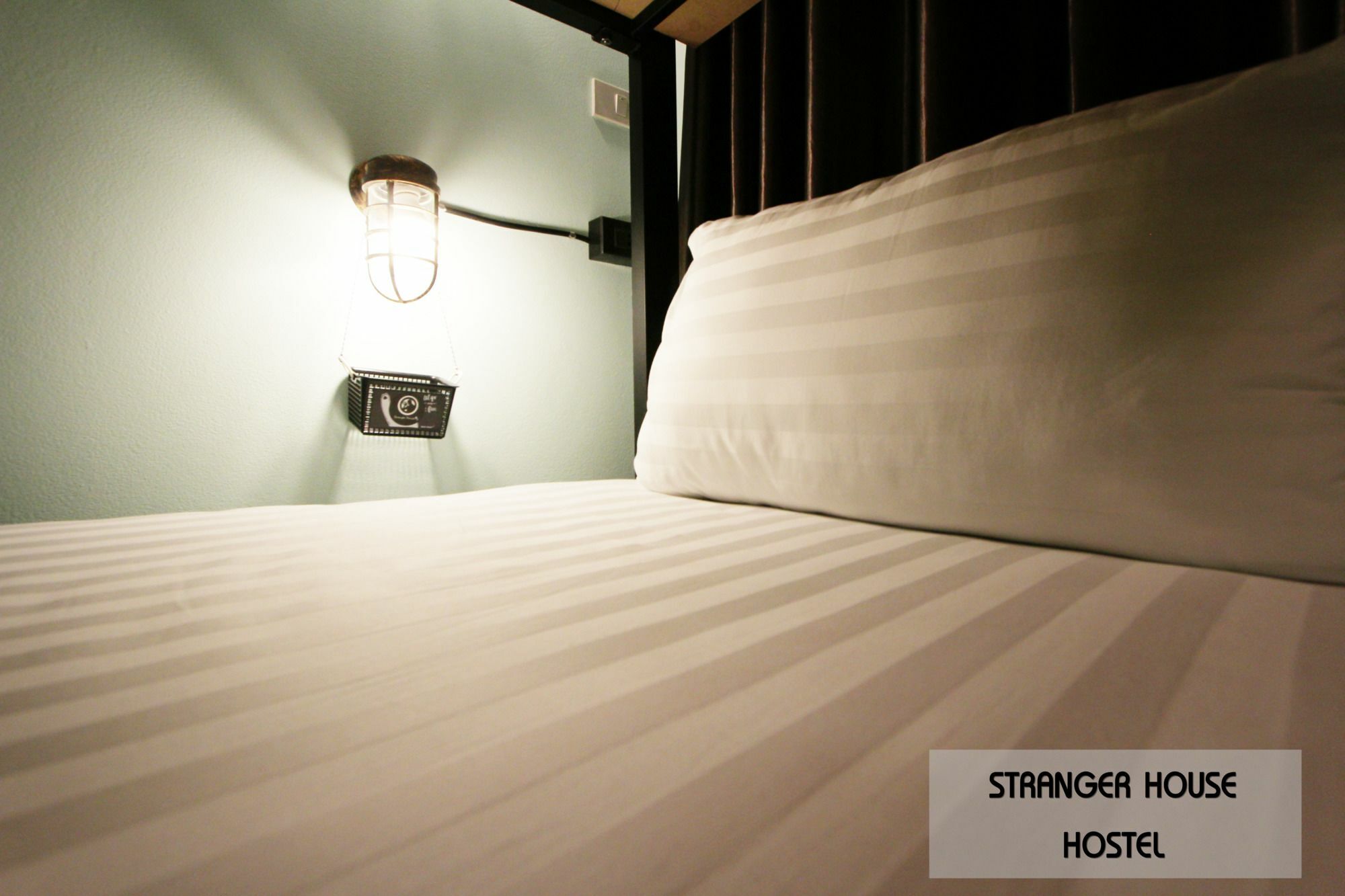 Stranger House Hostel Chiang Mai Exterior photo